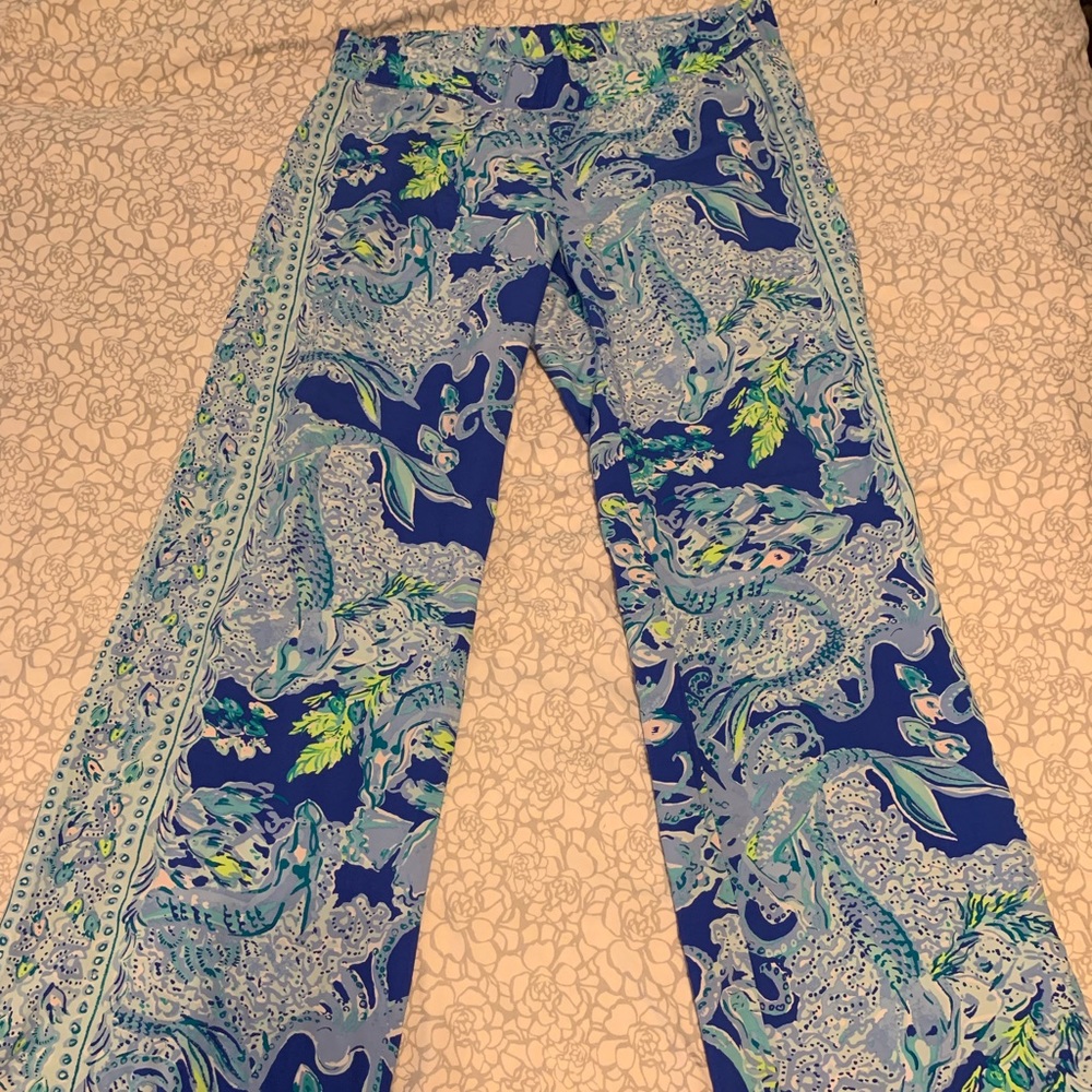 Lily comfortable pants size medium